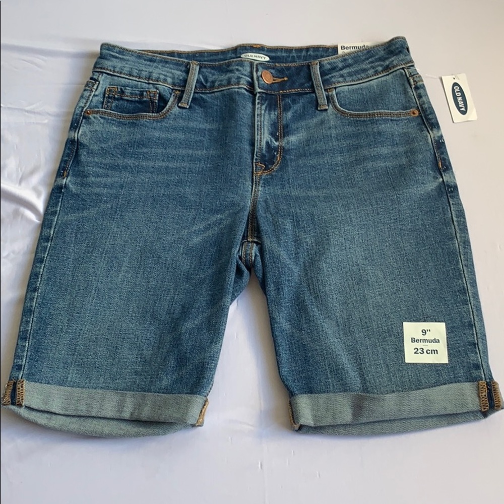 New With Tags Bermuda Demin Shorts from Old Navy 2